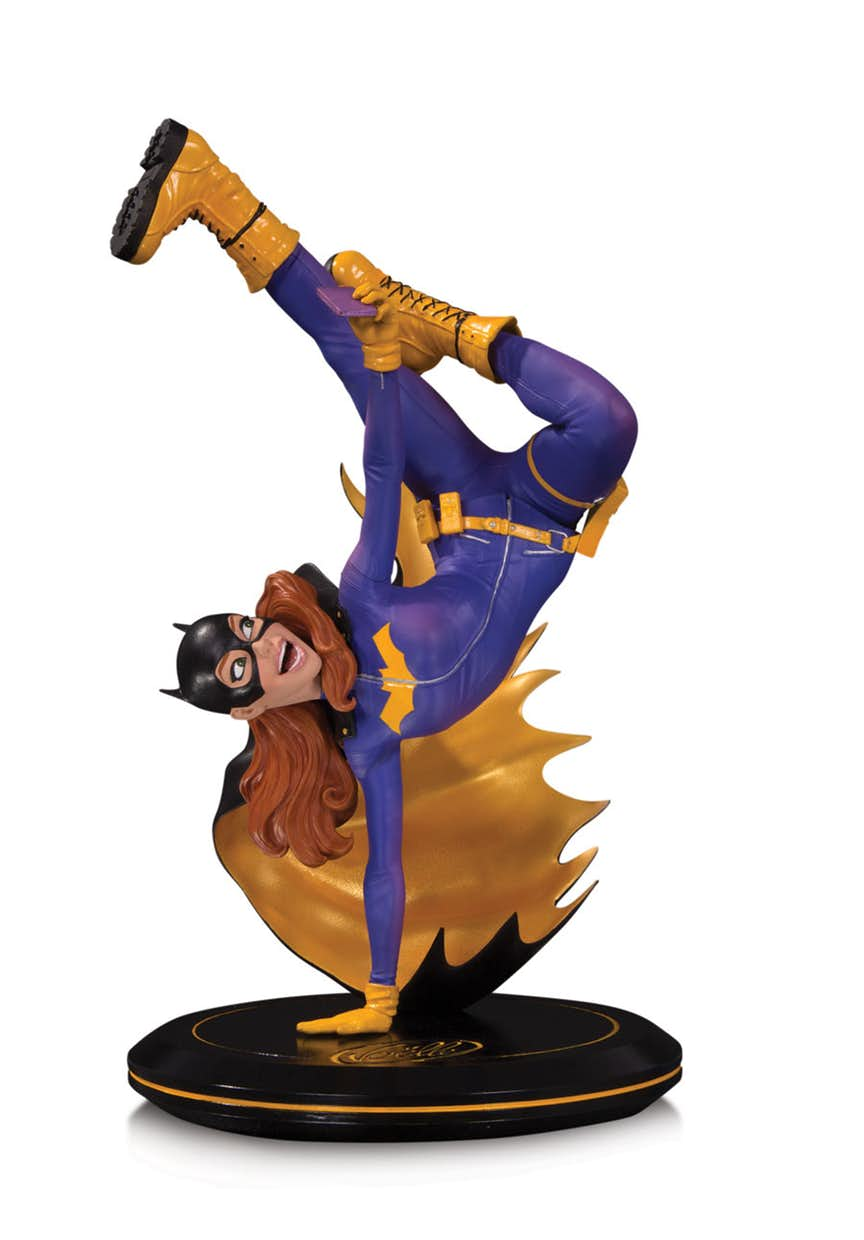 DC COVER GIRLS: BATGIRL BY JOLLE JONES STATUE