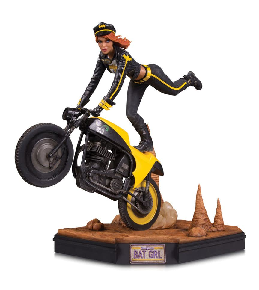 GOTHAM CITY GARAGE: BATGIRL STATUE