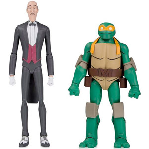 Alfred and Michelangelo - Batman vs Teenage Mutant Ninja Turtles - DC Collectibles